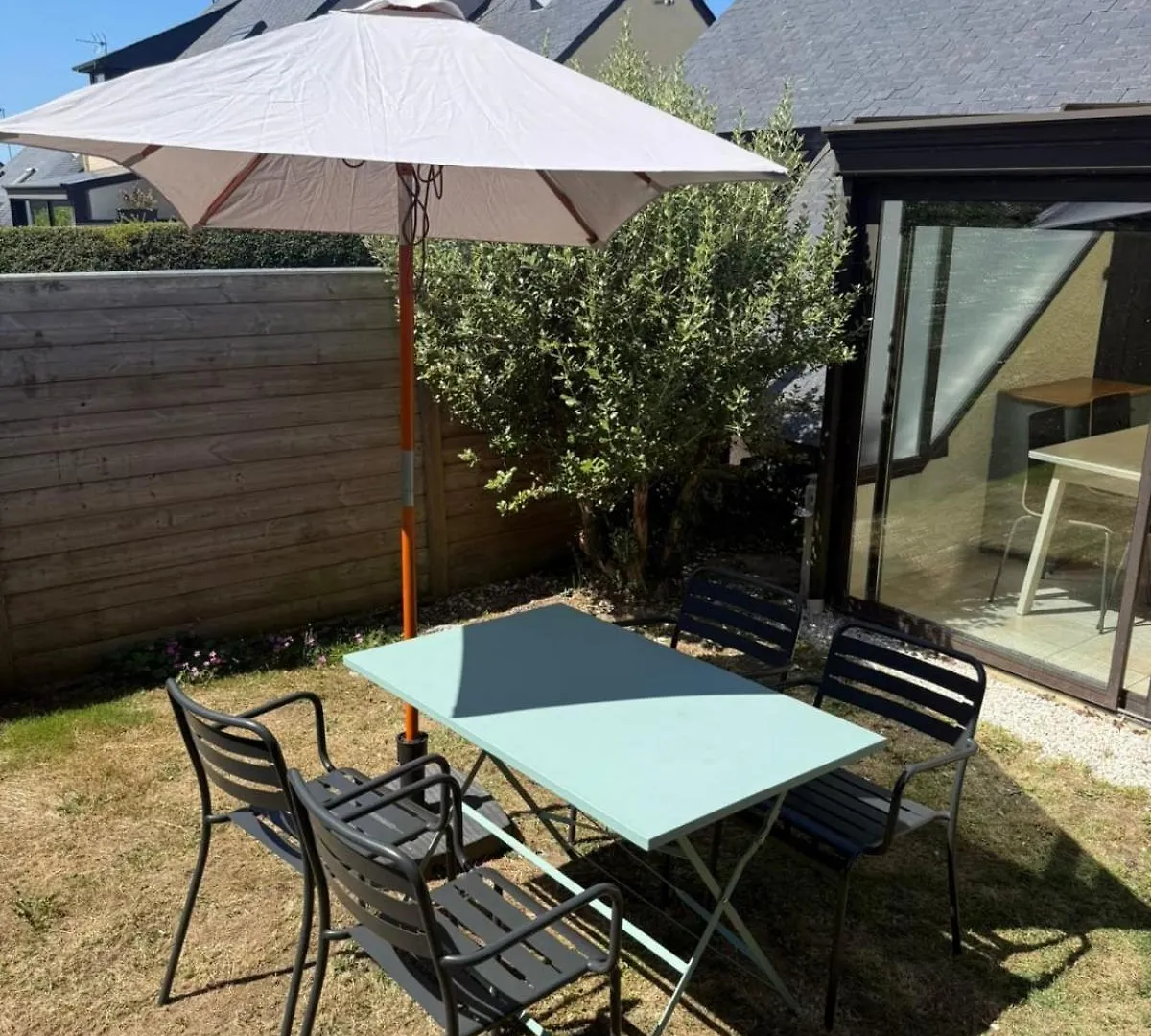 Maisonnette Refaite A Neuf - Jardin - Piscine Guidel